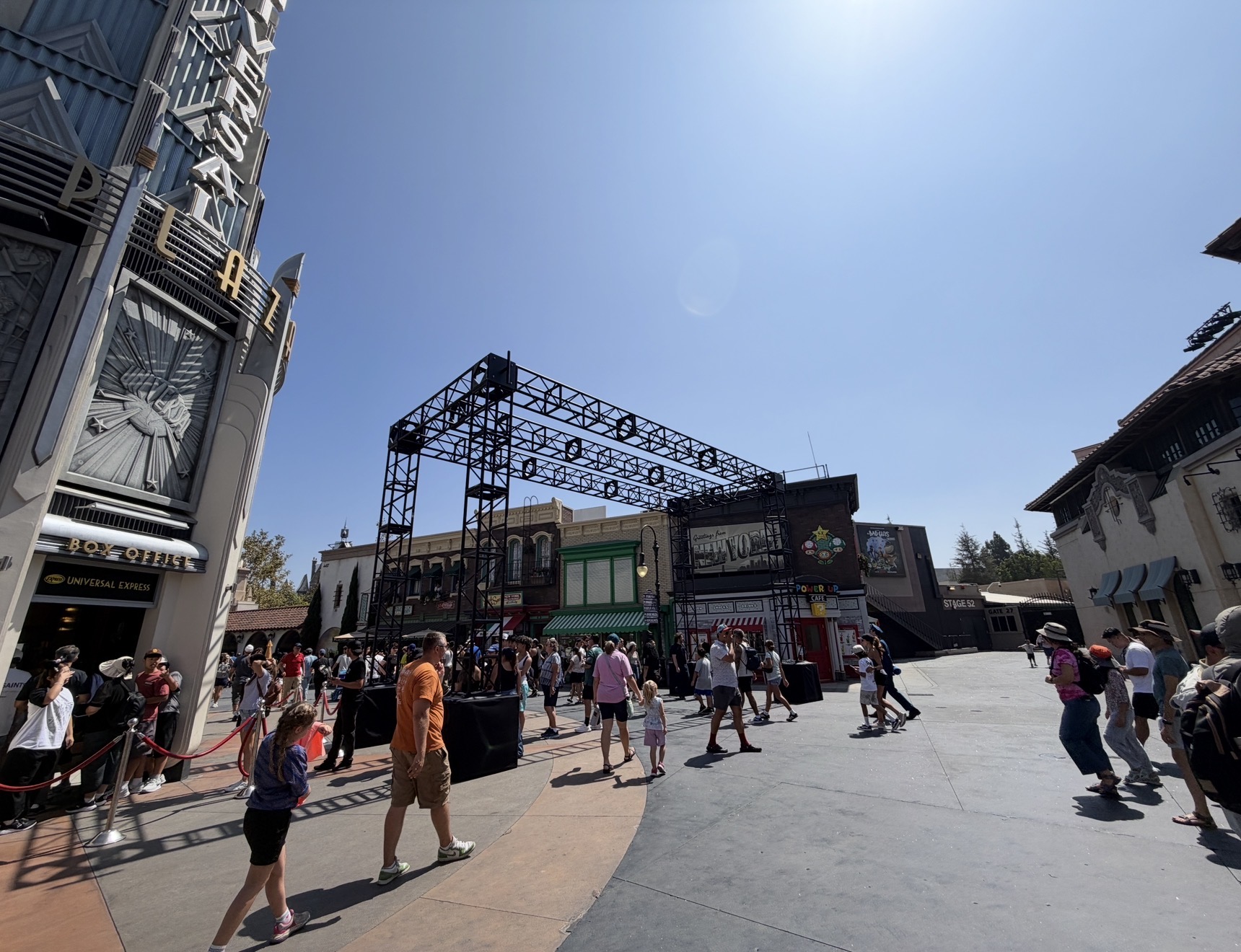 Halloween Horror Nights Hollywood Reveals Its 2026 Scare Zones at Midsummer Scream