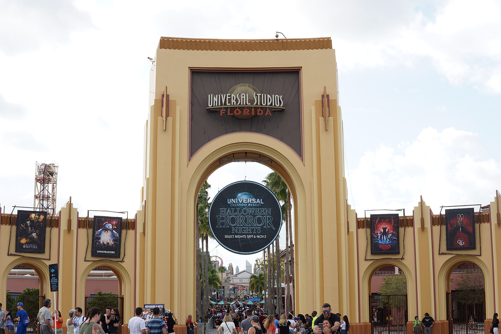 The entrance to Universal Studios Florida