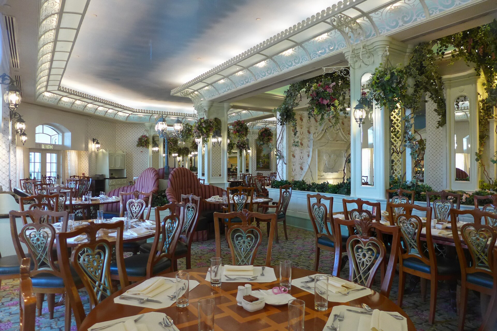 Enchanted Garden, the hotel’s character buffet, is closed along with the rest of the building.